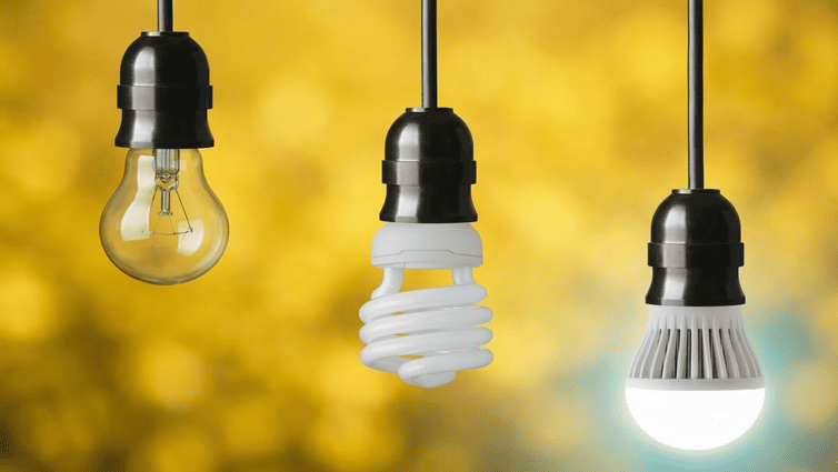 Technischer LED-Service und Austausch von Leuchtmitteln im Treppenhaus einer Liegenschaft in Goldach